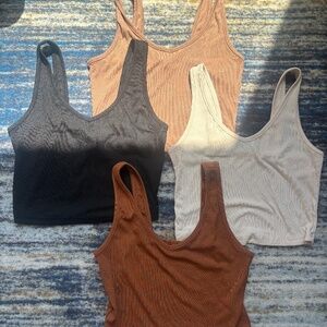 4 set of v neck tank tops